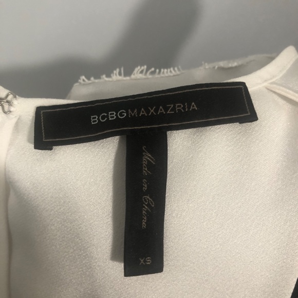 BCBG Maxazria Feminine Lace Detail Cottagecore/ BOHO Lined White Dress - Picture 6 of 6